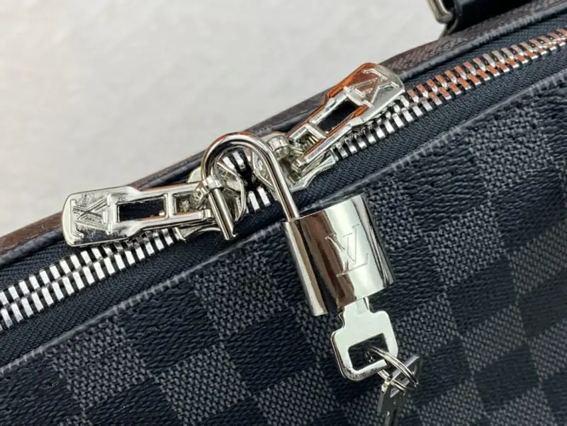 louis vuitton sac de voyage s_10b15734